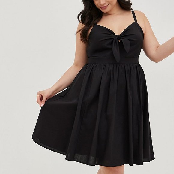 torrid Dresses & Skirts - Torid BLACK POPLIN TIE-FRONT SKATER DRESS Size 1